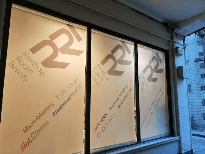 HAIR & BEAUTY printed blind application